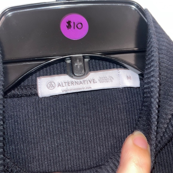 Dress - Picture 3 of 3